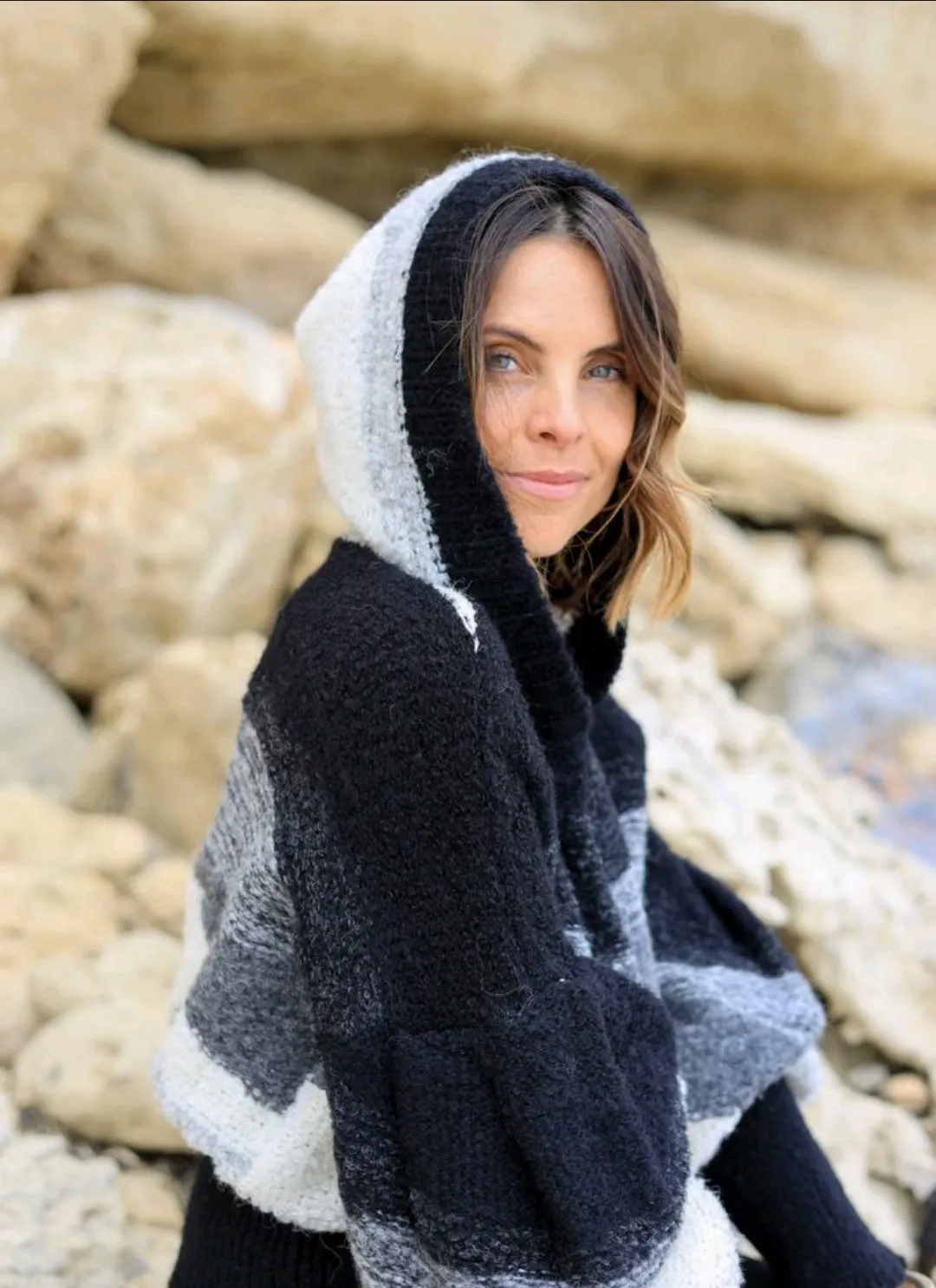 alpaca zip up bomber cardi - greys
