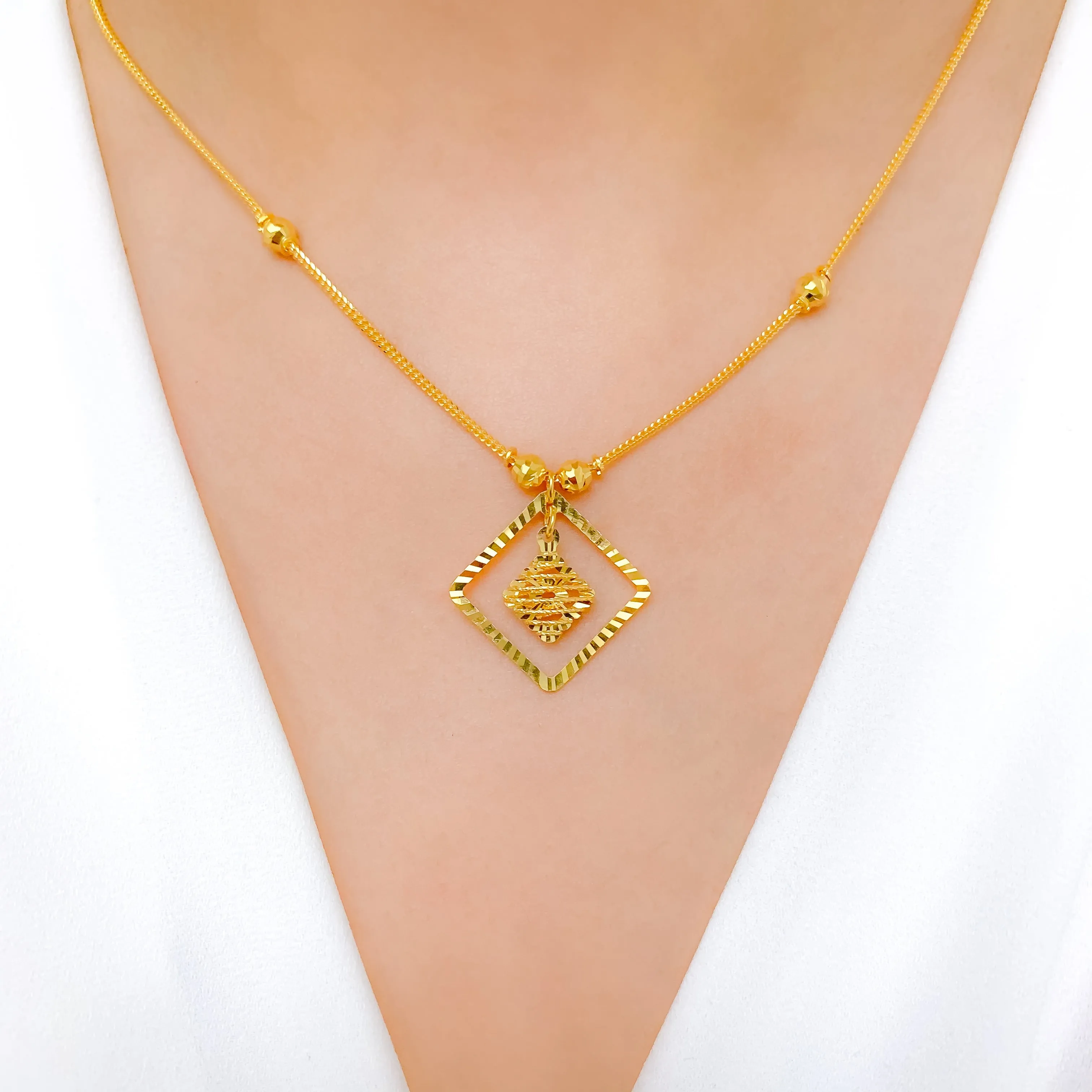 Beautiful Petite Necklace Set