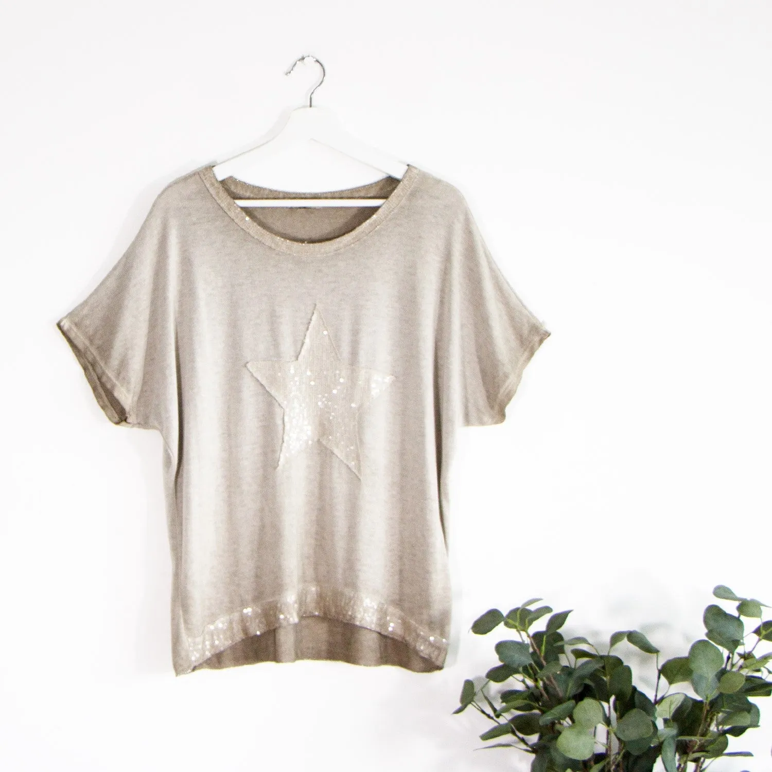 Fine knit sequin star top with silver trim