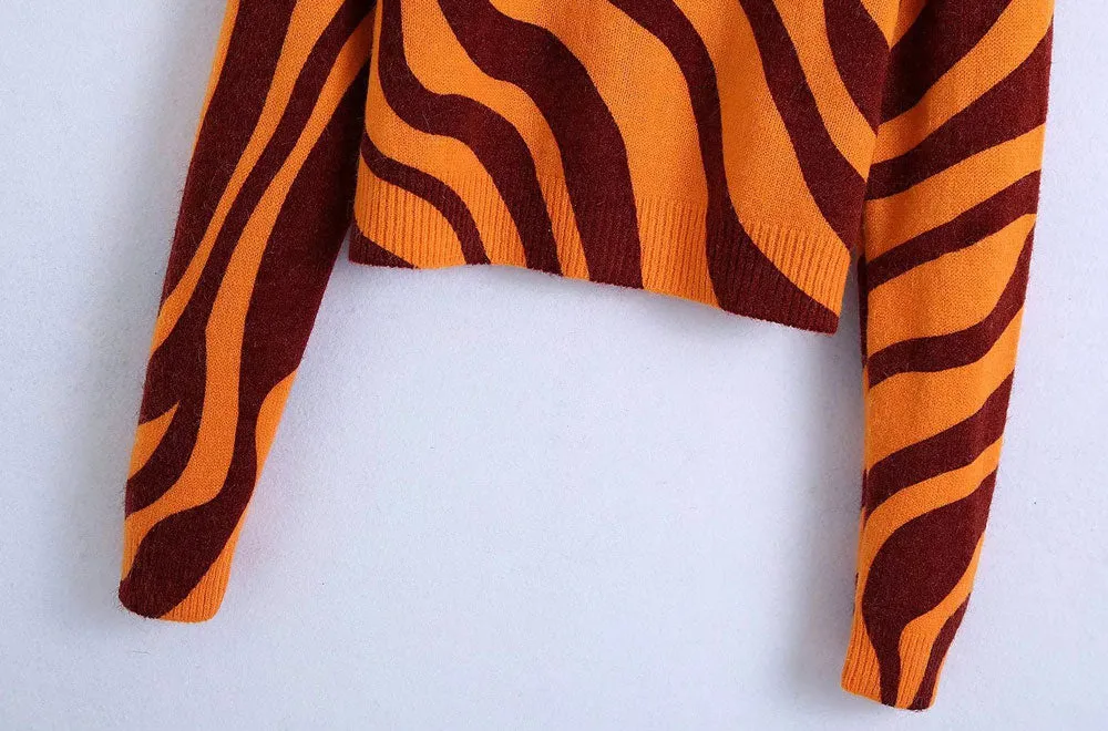 JACQUARD ANIMAL PRINT