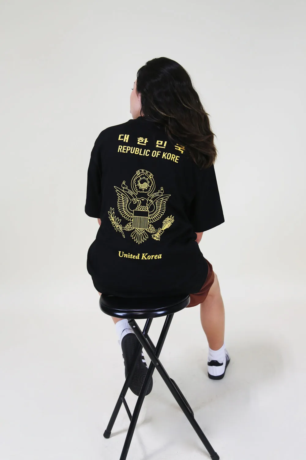 KR-AM PASSPORT TEE (CEMENT)